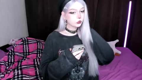 Amelia online show from September 28, 8:47 pm