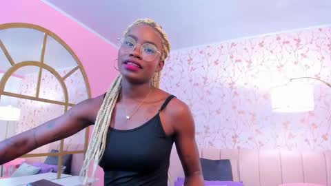 Amelia Adams online show from October 13, 6:19 pm