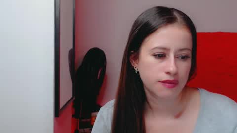 Snapshot of amelia_bella chatting on December 6, 5:09 am amelia online show from December 6, 5:09 am