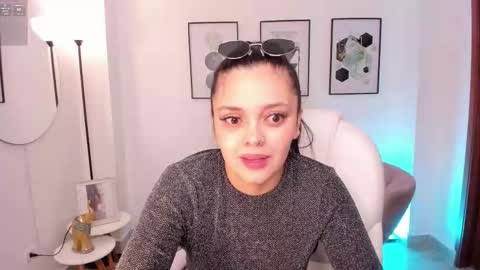 amelia online show from September 21, 11:45 am