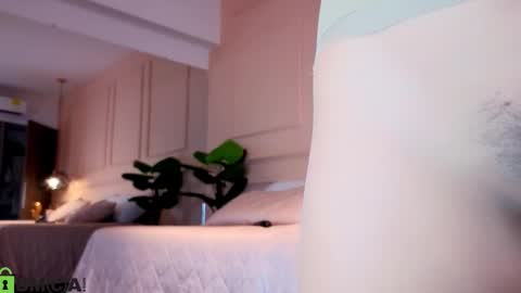 AMELIA online show from January 5, 5:27 pm