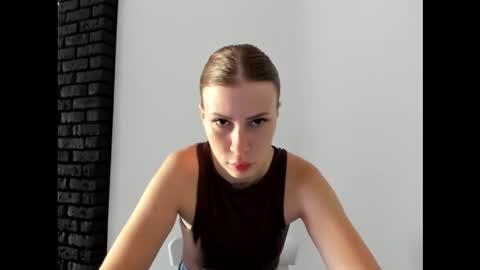 amelia_gold9 online show from September 21, 7:54 am