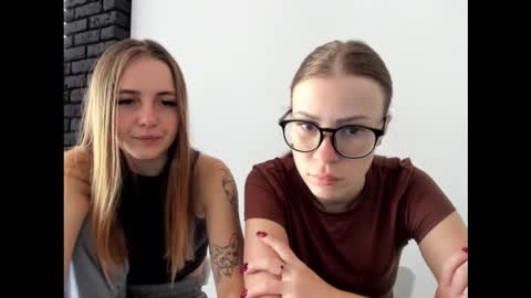 amelia_gold9 online show from September 26, 10:30 am