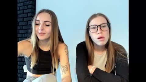 amelia_gold9 online show from September 29, 11:59 am