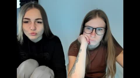 amelia_gold9 online show from September 30, 10:09 am