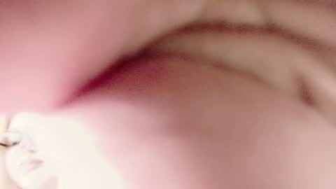 Snapshot of amelia_sunlight chatting on January 18, 11:00 pm Amelia online show from January 18, 11:00 pm