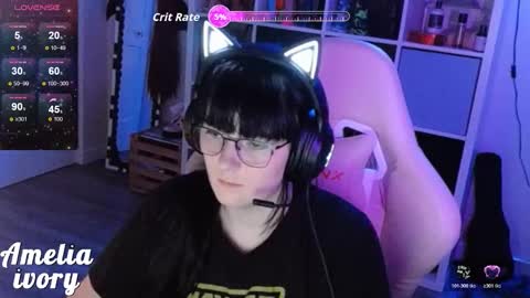 ameliaivory online show from November 20, 5:18 am