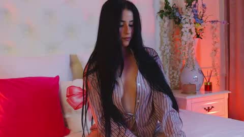 AmeliaJune online show from April 20, 10:00 pm