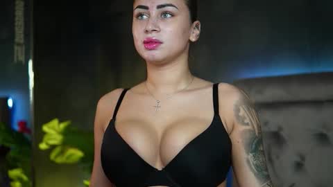  Amelia  online show from November 14, 10:18 pm