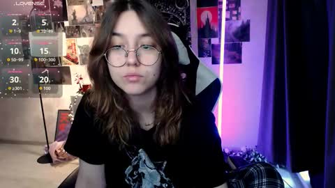 Amelia online show from October 9, 8:45 am