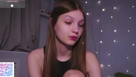 Snapshot of ameliami chatting on April 14, 5:02 am Amelia online show from April 14, 5:02 am