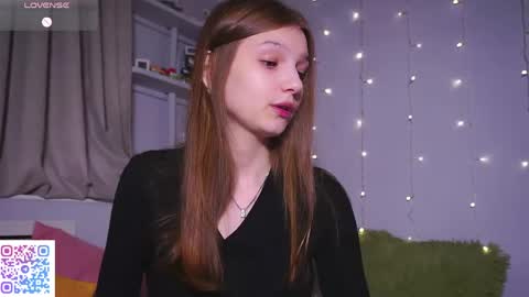 Snapshot of ameliami chatting on April 24, 4:37 am Amelia online show from April 24, 4:37 am