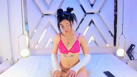 Snapshot of ameliatrevicott chatting on December 15, 4:50 am AMELIA TREVICOTT online show from December 15, 4:50 am