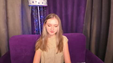 Snapshot of ameliawise chatting on December 23, 8:33 am ameliawise online show from December 23, 8:33 am