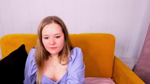 Snapshot of ameliawise chatting on February 11, 8:58 am ameliawise online show from February 11, 8:58 am