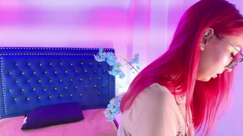 Amelie online show from April 23, 10:58 am