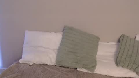 Amelie online show from February 20, 10:48 pm