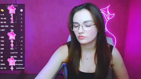 Snapshot of amelie_jackson_ chatting on January 17, 9:39 am Amelie online show from January 17, 9:39 am