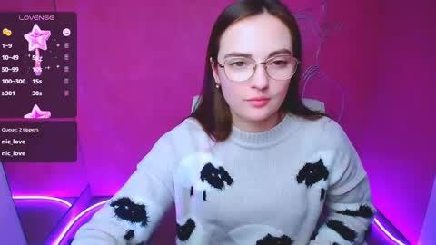 Snapshot of amelie_jackson_ chatting on January 26, 3:36 pm Amelie online show from January 26, 3:36 pm