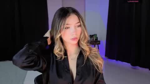 Snapshot of amelieaxie chatting on May 10, 3:33 am Isabella online show from May 10, 3:33 am