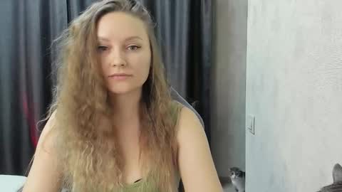 amelie online show from October 12, 8:52 pm