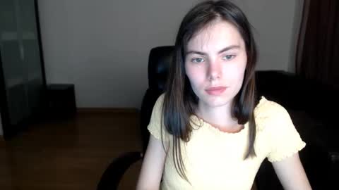 Amelie online show from October 9, 5:55 pm