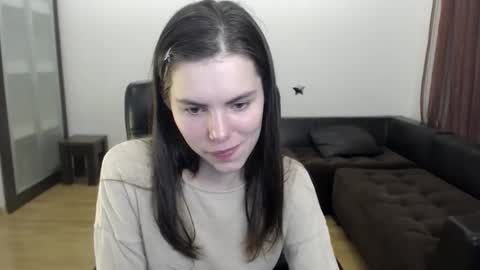 Amelie online show from October 24, 6:04 pm