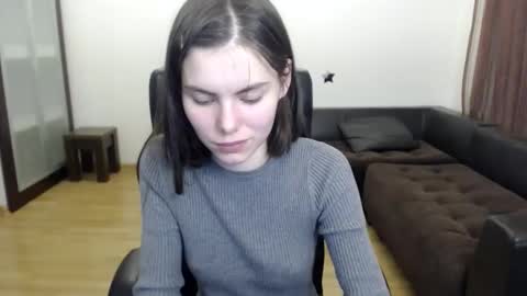 Amelie online show from October 29, 4:42 pm