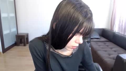 Amelie online show from October 31, 11:11 am