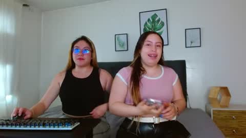 Amelie  online show from June 26, 2:43 pm