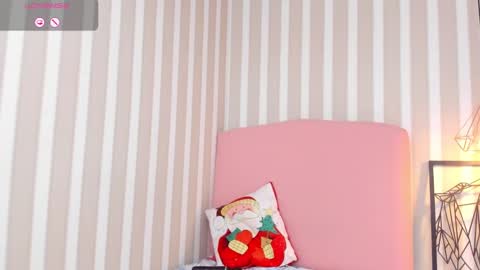 Victoria online show from December 6, 11:25 pm