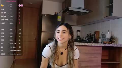 Victoria online show from November 21, 7:56 pm