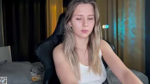 Ameliia castro online show from October 8, 1:53 pm