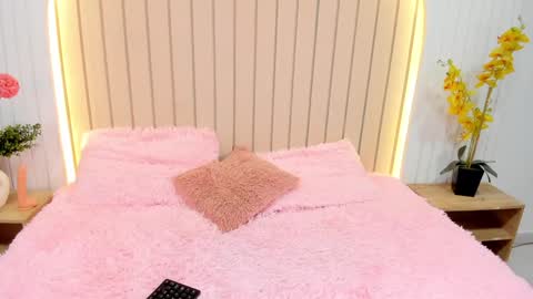 Amelia online show from January 3, 11:23 pm