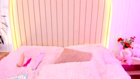 Amelia online show from March 12, 7:02 am