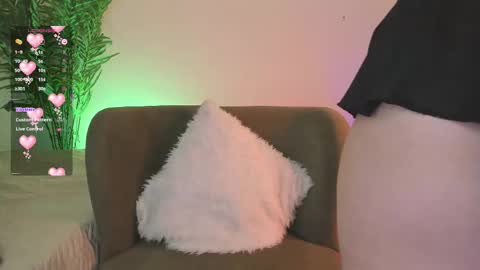 Amelie online show from February 18, 11:55 pm