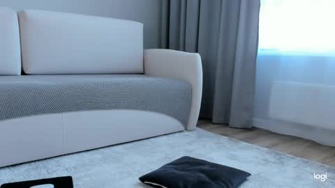 Amelina Love online show from April 9, 6:19 am