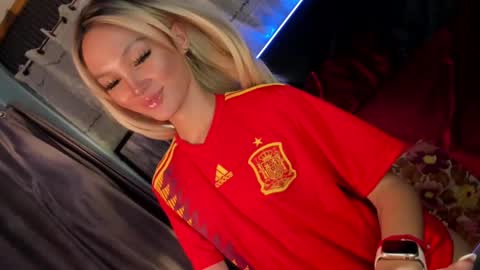 amelinckx online show from February 24, 10:03 pm