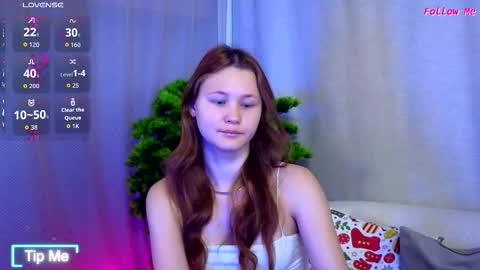 AmeliRoyse online show from December 21, 5:09 pm