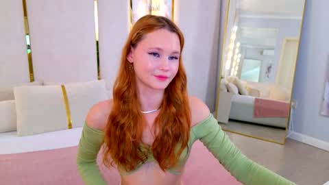 AmeliRoyse online show from March 23, 5:17 pm