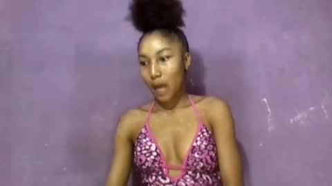 amelisy20005 online show from February 2, 6:56 am