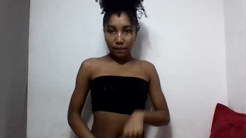 amelisy20005 online show from April 7, 4:51 pm