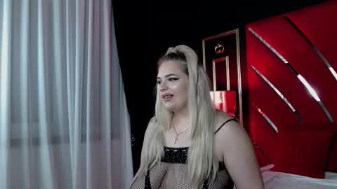 Snapshot of amelyanyx chatting on January 6, 7:34 am Amelya online show from January 6, 7:34 am