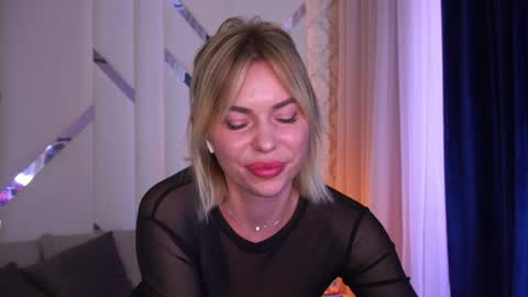 Amely online show from December 19, 11:39 am