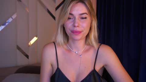 Amely online show from January 11, 10:29 am