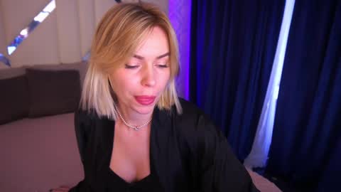 Amely online show from February 6, 7:24 am