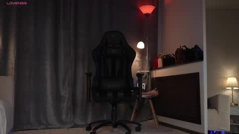 Amy  online show from October 9, 12:41 am