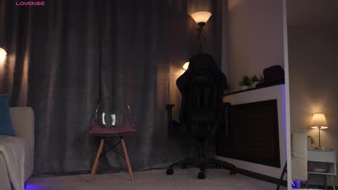 Amy  online show from March 5, 1:34 am