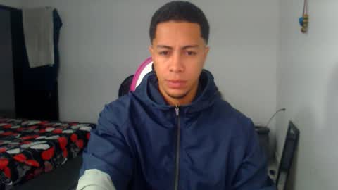 Snapshot of american_challenges chatting on February 2, 11:53 am miguel online show from February 2, 11:53 am