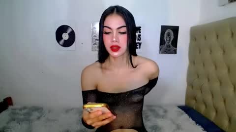 Snapshot of ameryhottie chatting on July 15, 2:44 pm ameryhottie online show from July 15, 2:44 pm